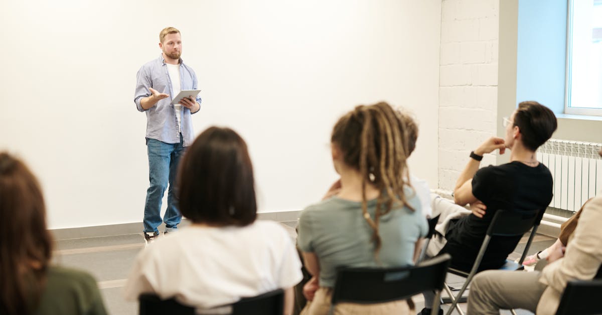 Why Team Collaboration is Crucial in APM